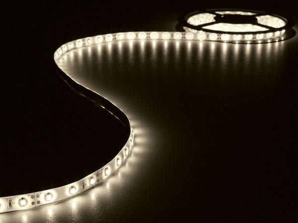 5M WARM WHITE FLEXIBLE LED STRIP AND PSU (ALZ01G) 5M WARM WHITE FLEXIBLE LED STRIP AND PSU (ALZ01G)
