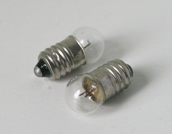 Bulb MES Screw Fitting , 2.5V (AMB90G) Bulb MES Screw Fitting , 2.5V (AMB90G)